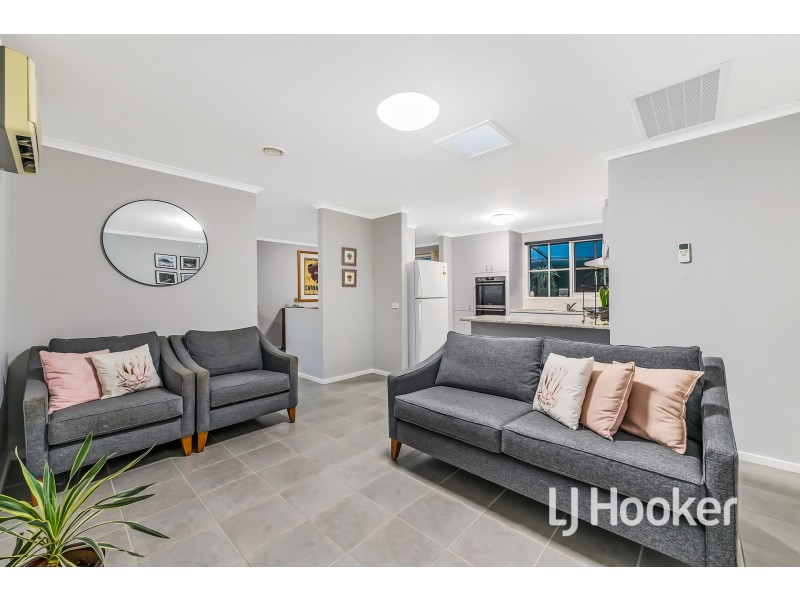 4 Aristotle Court, Narre Warren VIC 3805