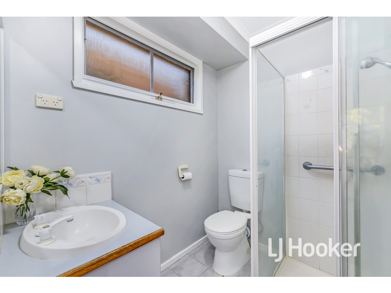 4 Aristotle Court, Narre Warren VIC 3805