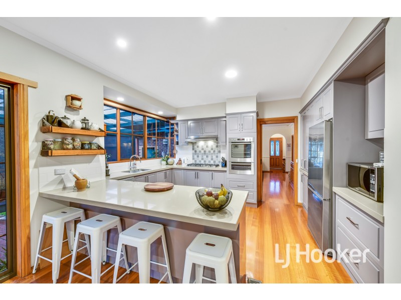 11 Marida Court, Berwick VIC 3806