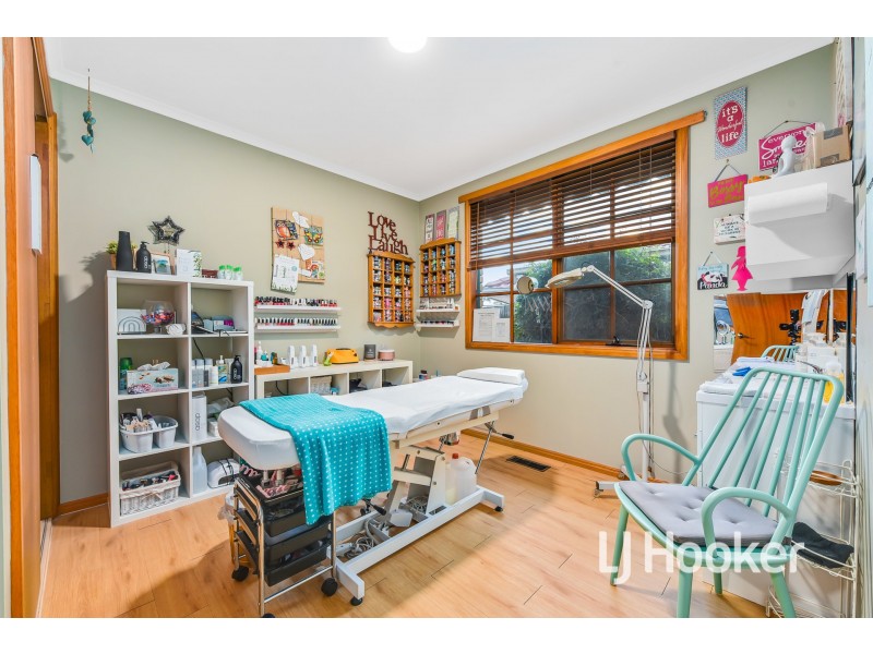 11 Marida Court, Berwick VIC 3806