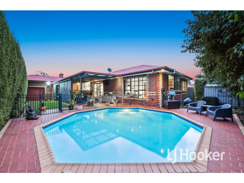 11 Marida Court, Berwick VIC 3806