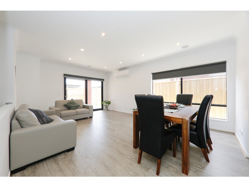 198 Primrose Avenue, Officer VIC 3809