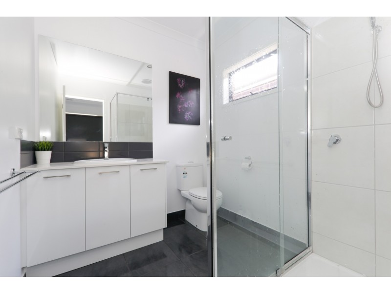 198 Primrose Avenue, Officer VIC 3809