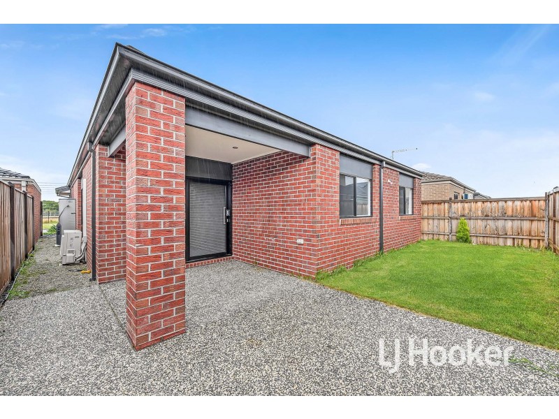 198 Primrose Avenue, Officer VIC 3809