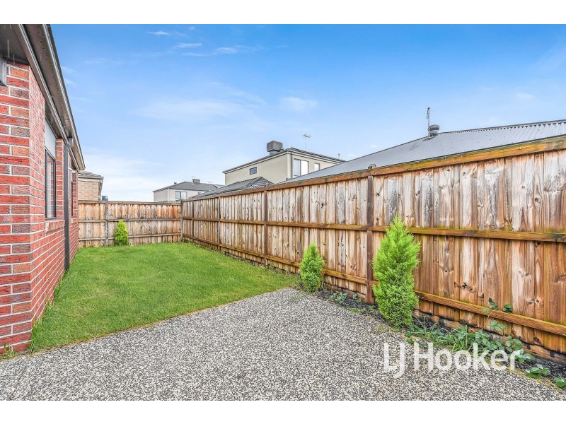 198 Primrose Avenue, Officer VIC 3809