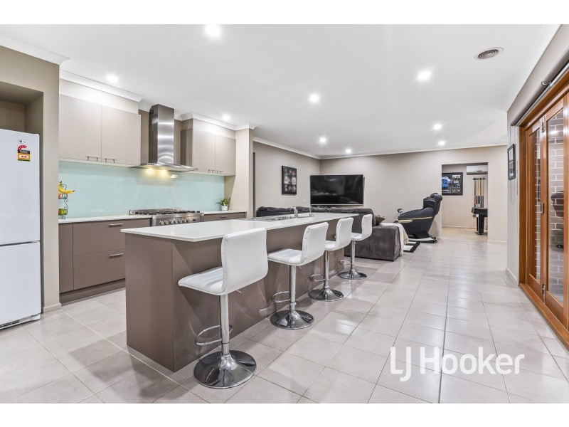 7 Waldo Avenue, Cranbourne North VIC 3977