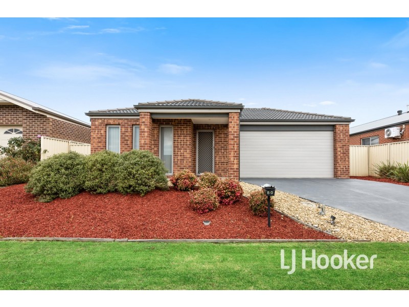 80 Blue Horizons Way, Pakenham VIC 3810