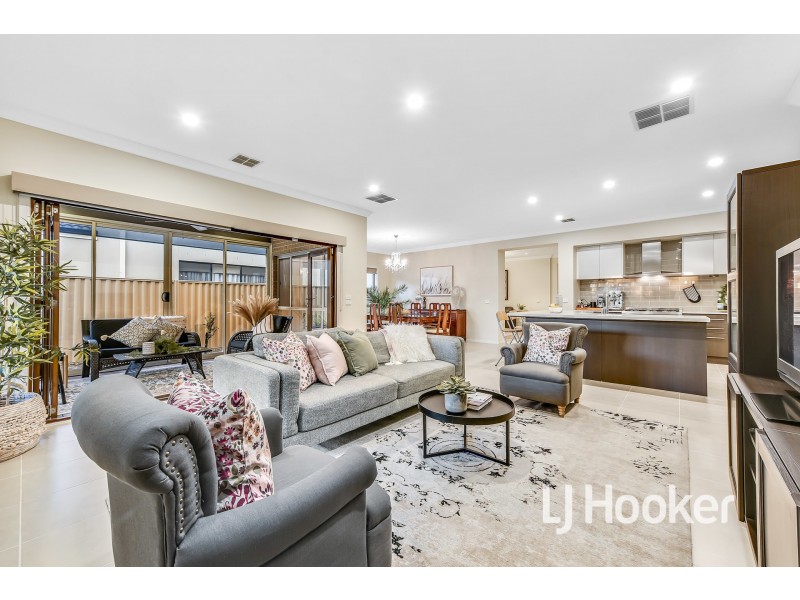 49 Ridgemont Drive, Berwick VIC 3806