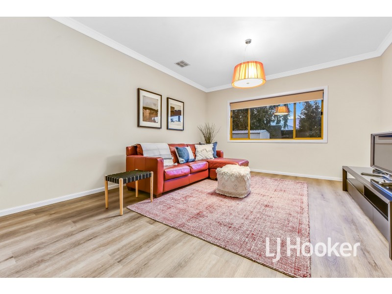 49 Ridgemont Drive, Berwick VIC 3806