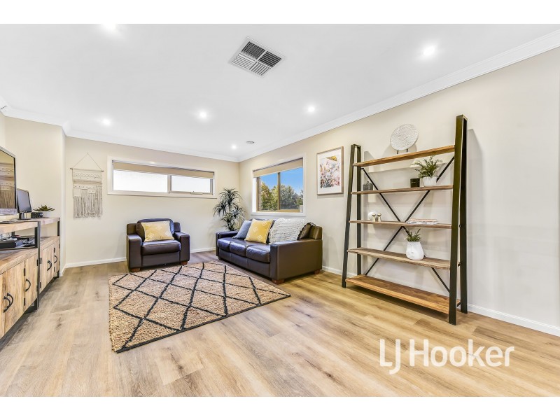 49 Ridgemont Drive, Berwick VIC 3806