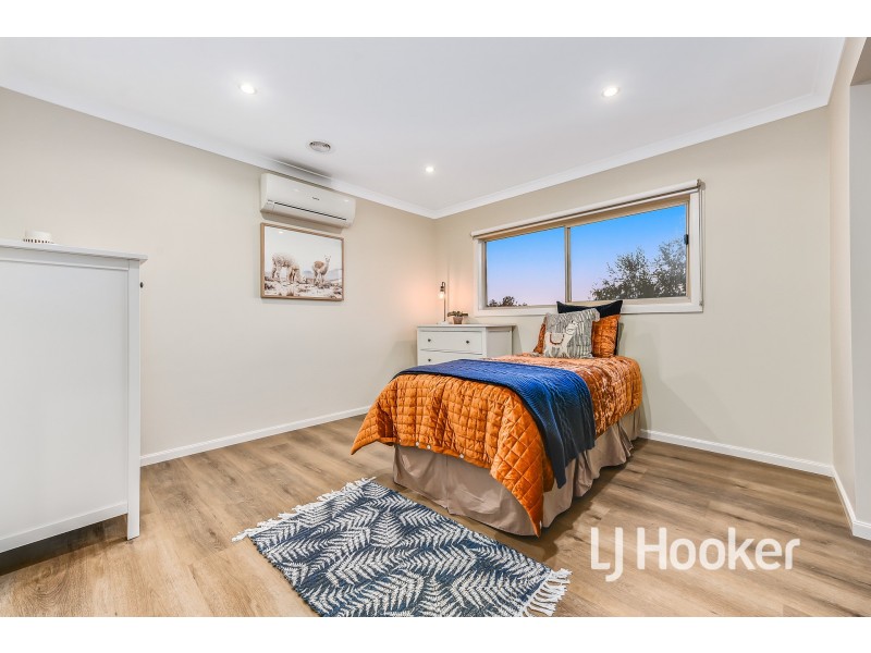 49 Ridgemont Drive, Berwick VIC 3806