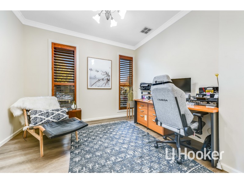 49 Ridgemont Drive, Berwick VIC 3806