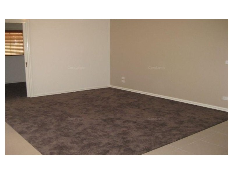 1/42 Gardiner Street, Berwick VIC 3806