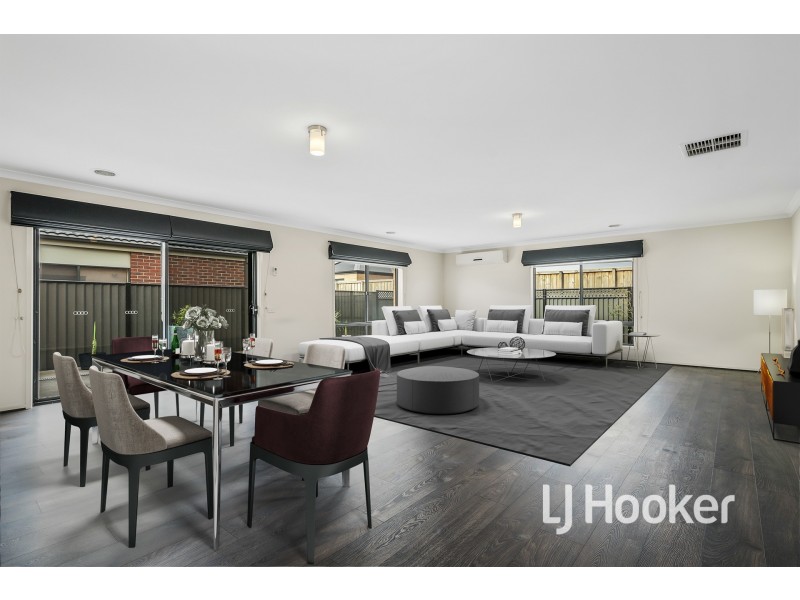 50 Glenrose Boulevard, Clyde North VIC 3978