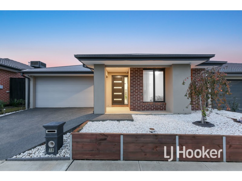 79 Waterman Drive, Clyde VIC 3978