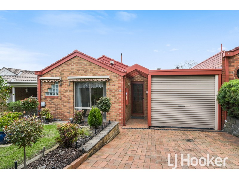 14B Tenandra Court, Berwick VIC 3806