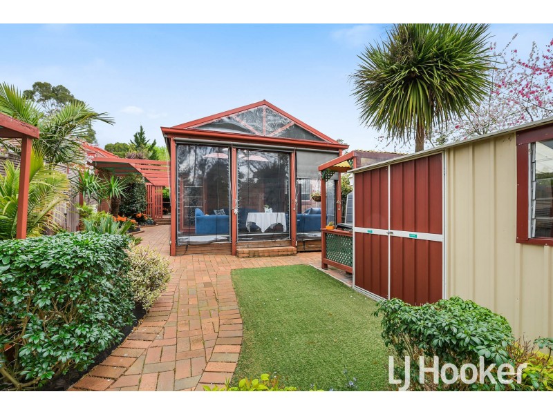 14B Tenandra Court, Berwick VIC 3806