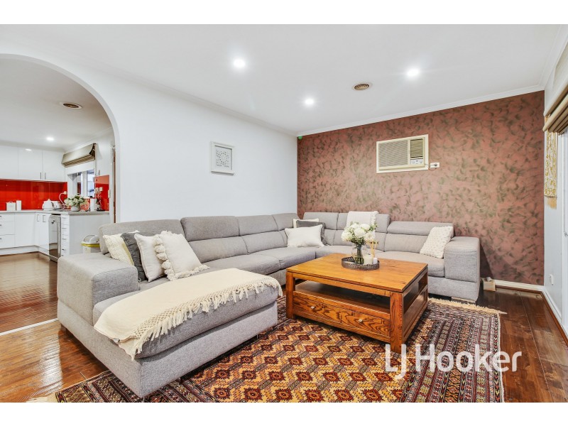 17 Plateau Crescent, Hampton Park VIC 3976