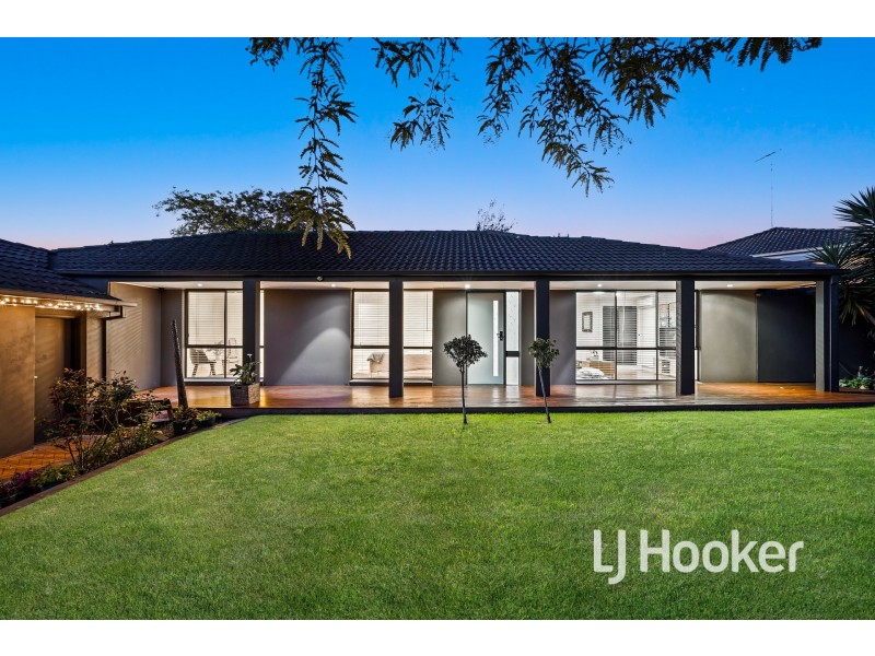 64 Balmain Drive, Berwick VIC 3806