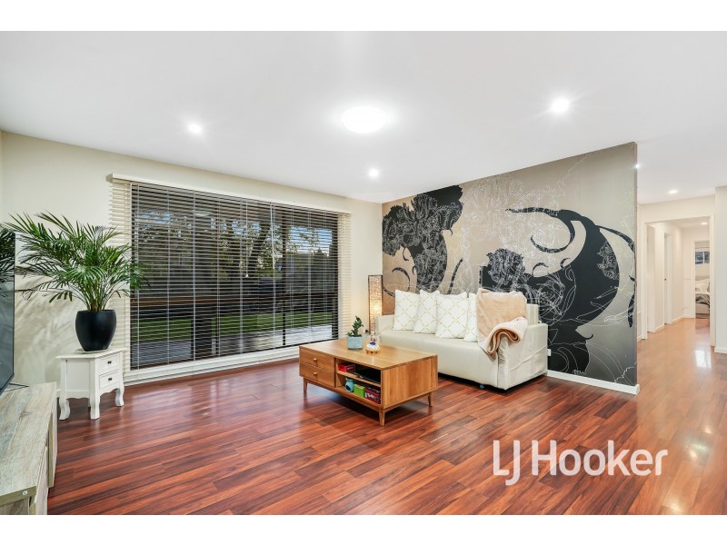 64 Balmain Drive, Berwick VIC 3806