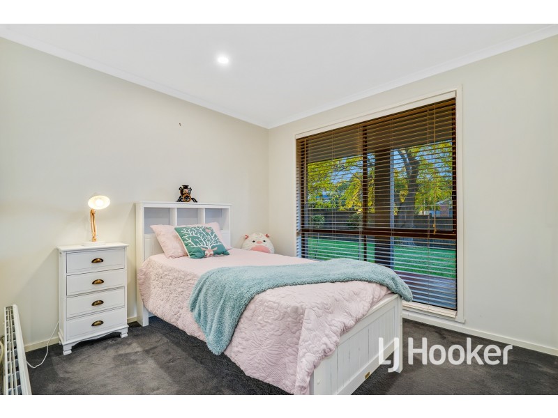 64 Balmain Drive, Berwick VIC 3806