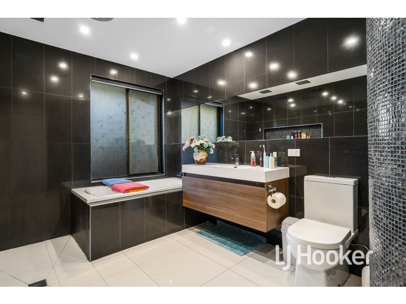 64 Balmain Drive, Berwick VIC 3806