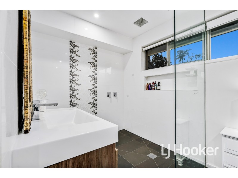 64 Balmain Drive, Berwick VIC 3806