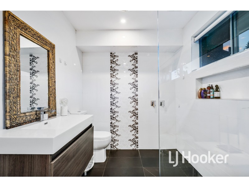 64 Balmain Drive, Berwick VIC 3806