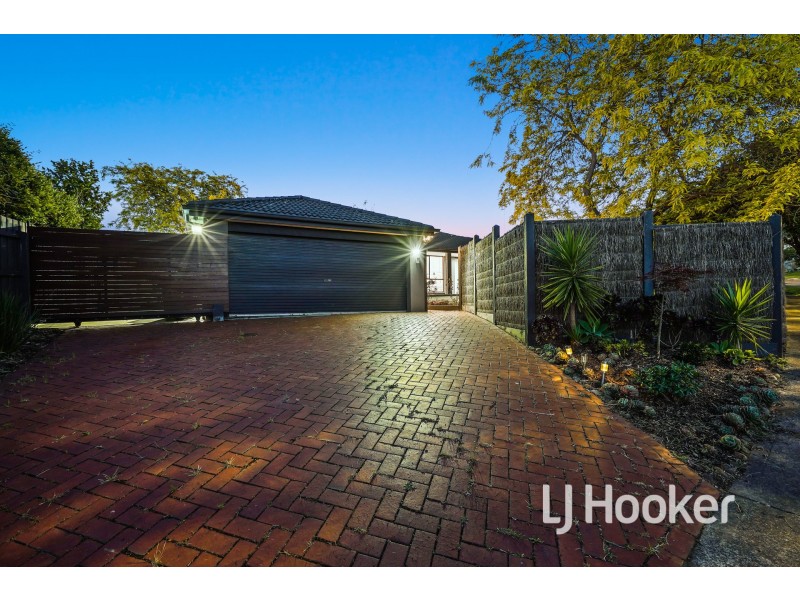 64 Balmain Drive, Berwick VIC 3806
