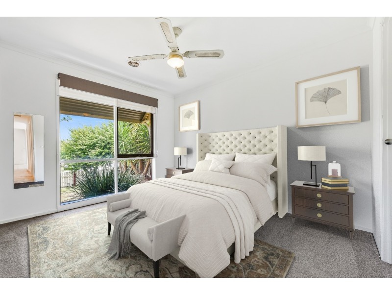 15 Beaumont Court, Pakenham VIC 3810