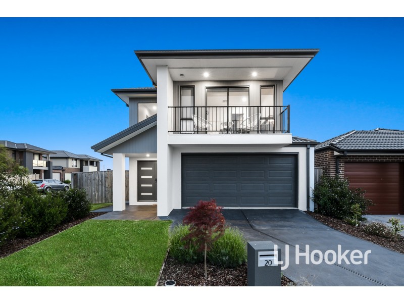 20 Dalziell Crescent, Cranbourne North VIC 3977