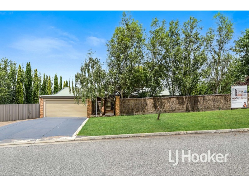 2 Buchanan Road Road, Berwick VIC 3806