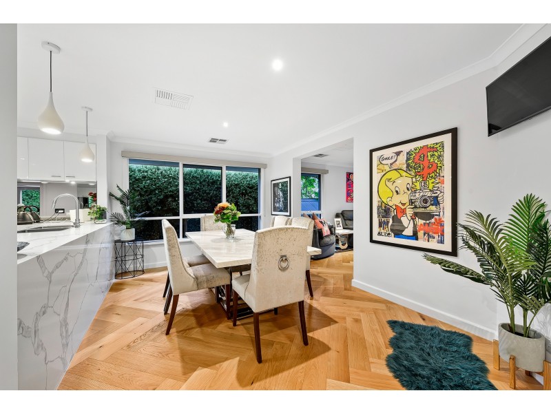 16 Lyall Road, Berwick VIC 3806