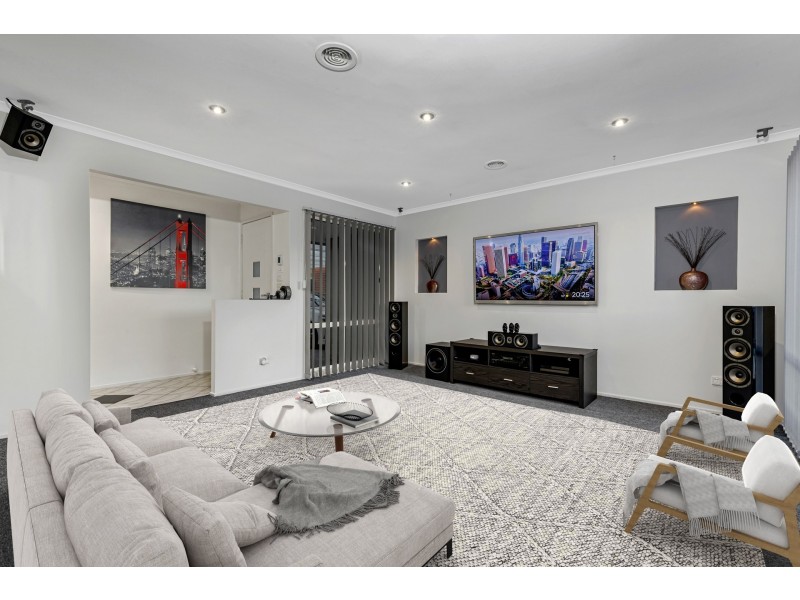 35 Lochard Terrace, Narre Warren South VIC 3805