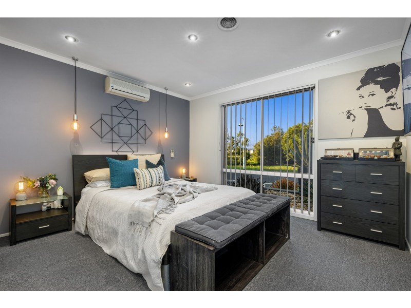 35 Lochard Terrace, Narre Warren South VIC 3805