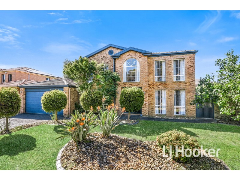 5 Holder Place, Berwick VIC 3806