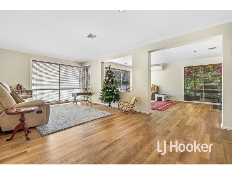 5 Holder Place, Berwick VIC 3806