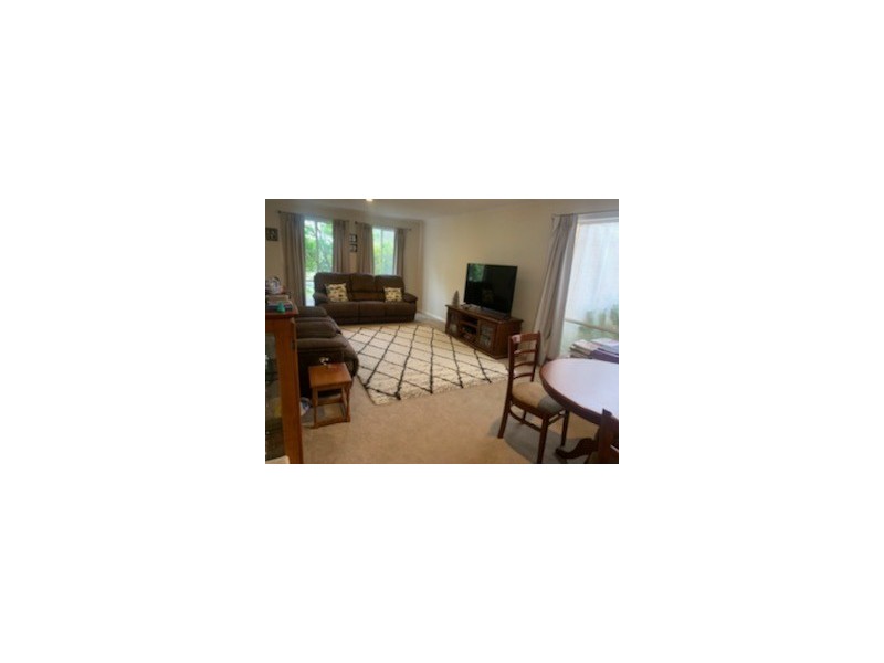 5 Holder Place, Berwick VIC 3806