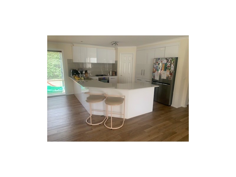 5 Holder Place, Berwick VIC 3806