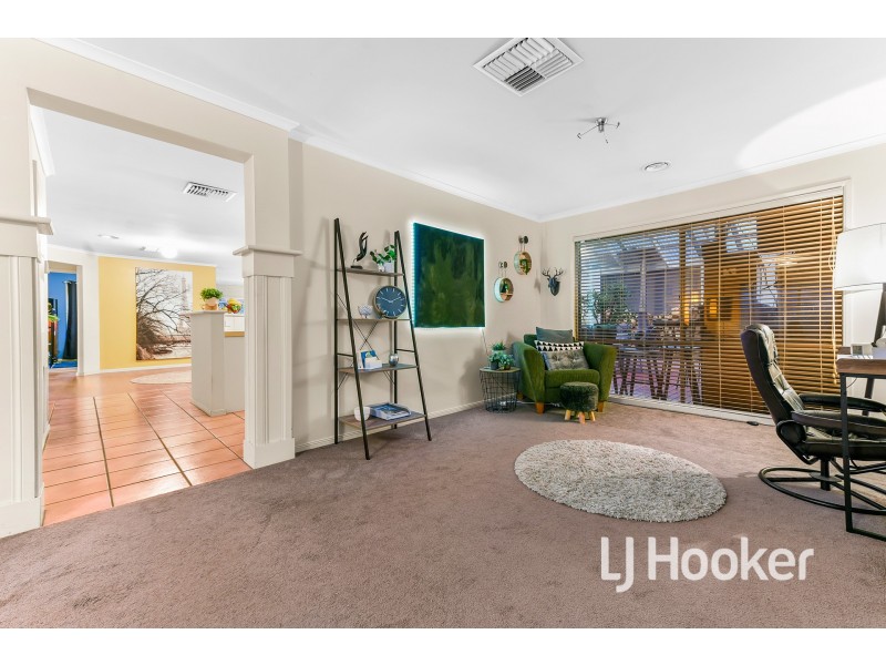 6 Brent Close, Berwick VIC 3806