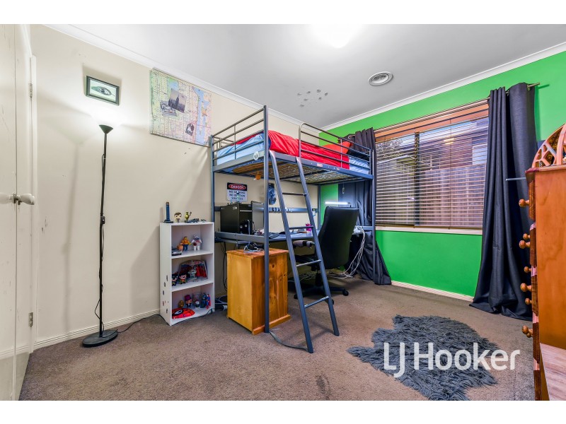 6 Brent Close, Berwick VIC 3806