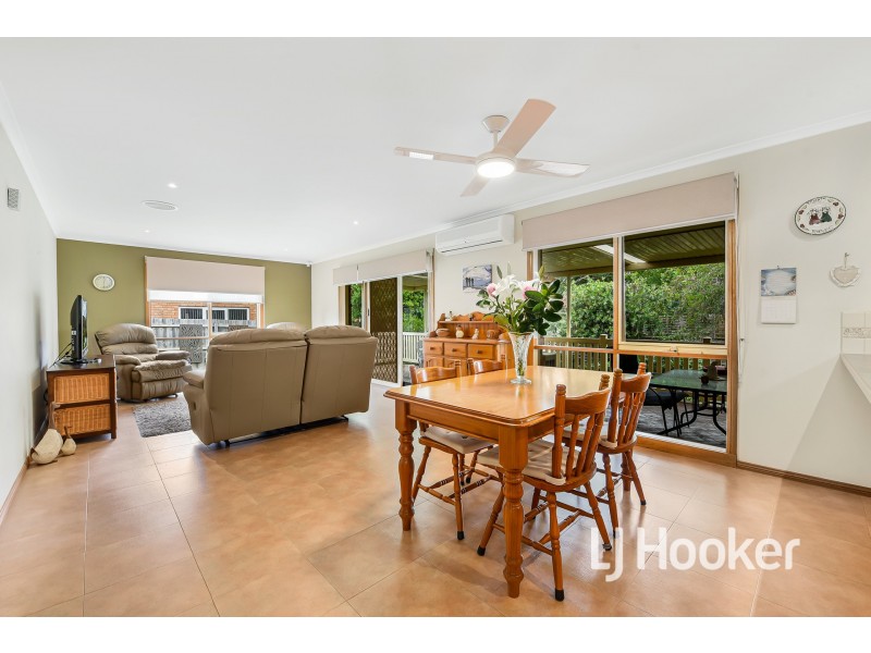 4 Kirkham Court, Berwick VIC 3806
