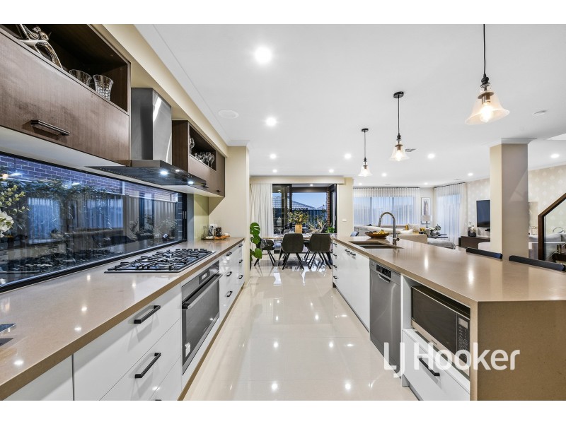 21 Excalibur Street, Berwick VIC 3806