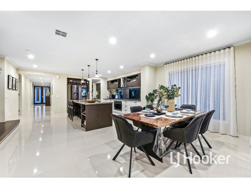 21 Excalibur Street, Berwick VIC 3806