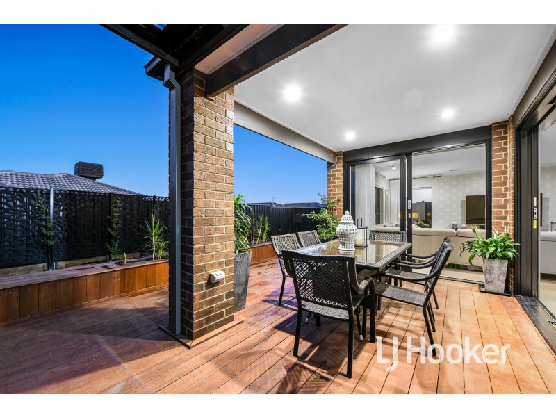 21 Excalibur Street, Berwick VIC 3806