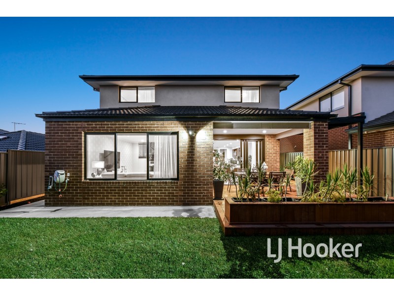 21 Excalibur Street, Berwick VIC 3806