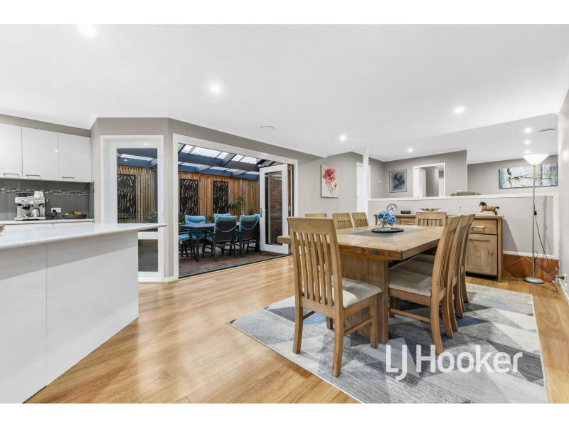 45 Collins Crescent, Berwick VIC 3806