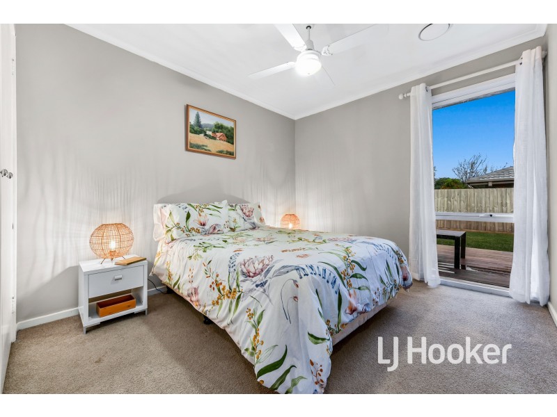 45 Collins Crescent, Berwick VIC 3806