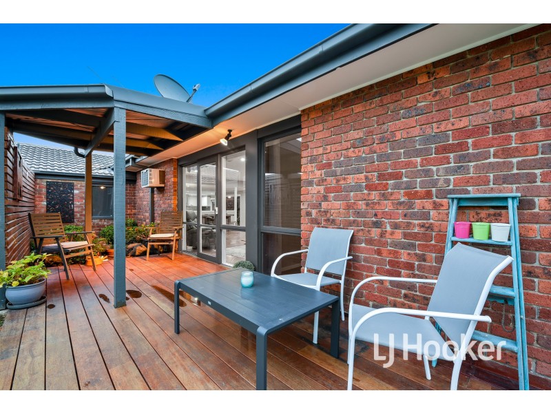 45 Collins Crescent, Berwick VIC 3806