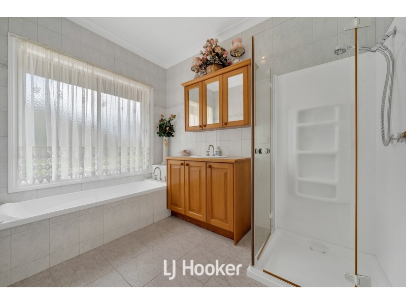 56 Quamby Avenue, Guys Hill VIC 3807